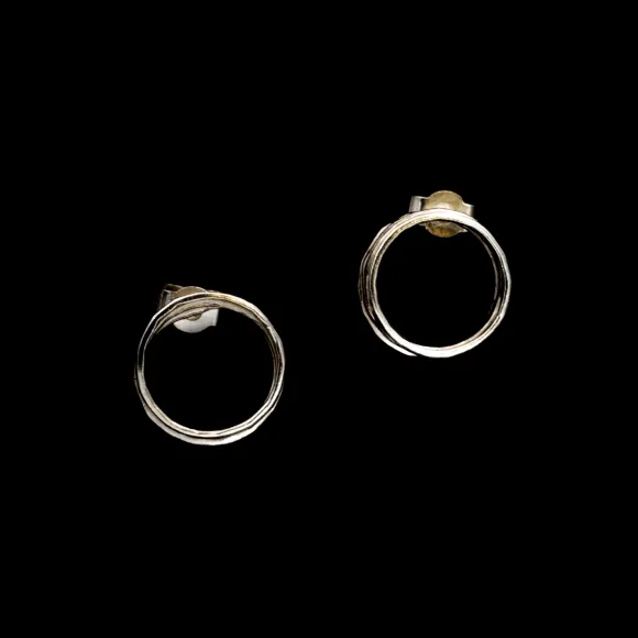 Li Collection | Sterling Silver Doorus Stud Earrings | Lynsey De Burca 
