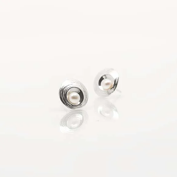 Oyster Pearl | Sterling Silver Stud Earrings | Small | Martina Hamilton